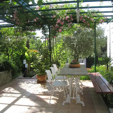 Apartment Sunny Garden
